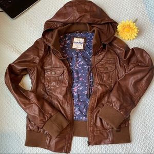 GARAGE - Brown Leather Jacket!